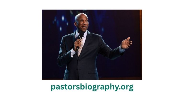 Donnie McClurkin Biography: Age, Net Worth, Family, Career and Achievements